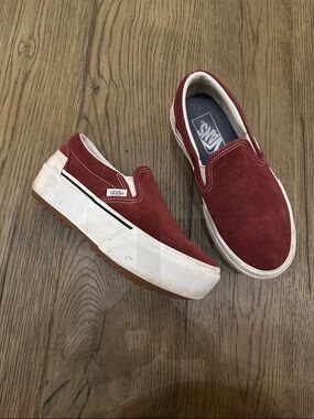 Vans Platform Slip-On Sneakers - Burgundy with White